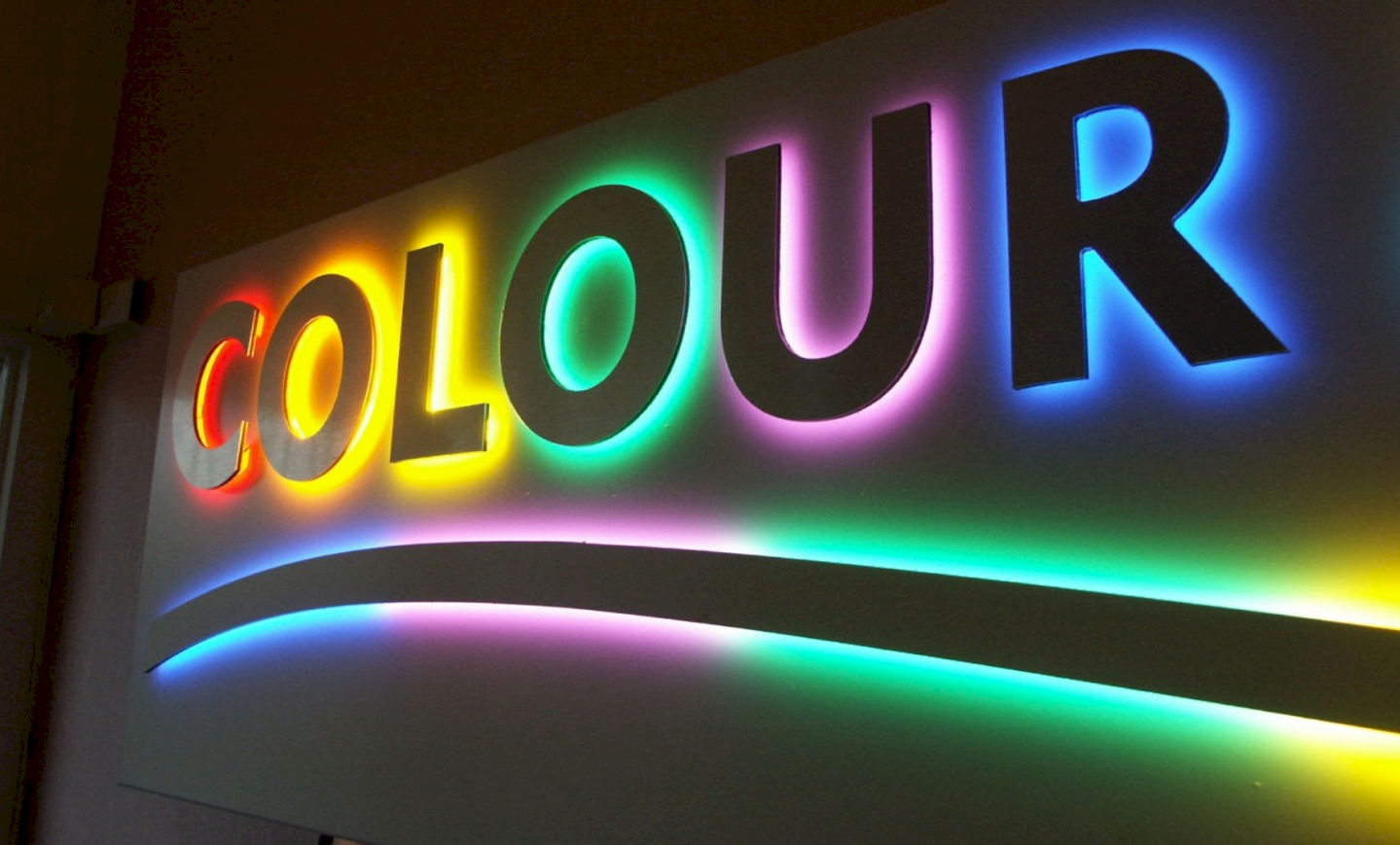 <span style="font-weight: bold;">СВЕТОВЫЕ БУКВЫ </span>